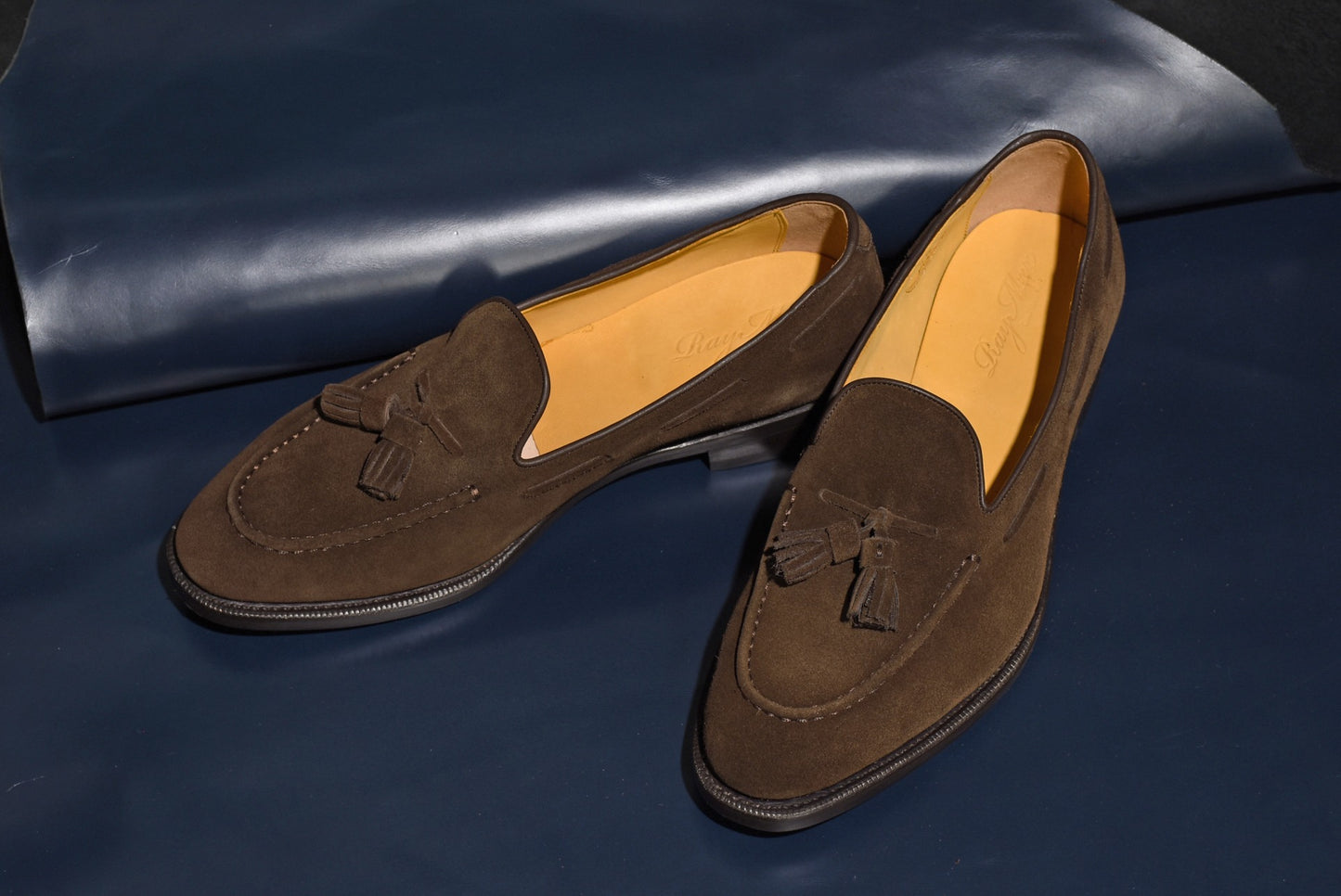 スエード タッセル ローファー ダークブラウン Fran RAYMAR グッドイヤーウェルト ビジネスシューズ 革靴 24.0cm~27.0cm レイマー ローファー ビジカジ