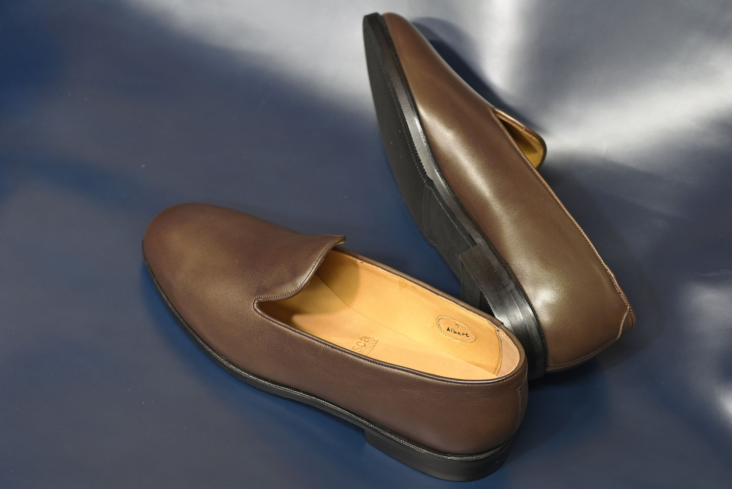 ビジネスシューズ 革靴 Le Misca by RAYMAR プレーン スリッポン ダークブラウン 牛革 フル マッケイ製法 ゴートレザーライニング 23.5cm‾27.5cm レミスカ レイマー スリップオン ラバーソール ゴム底 Albert