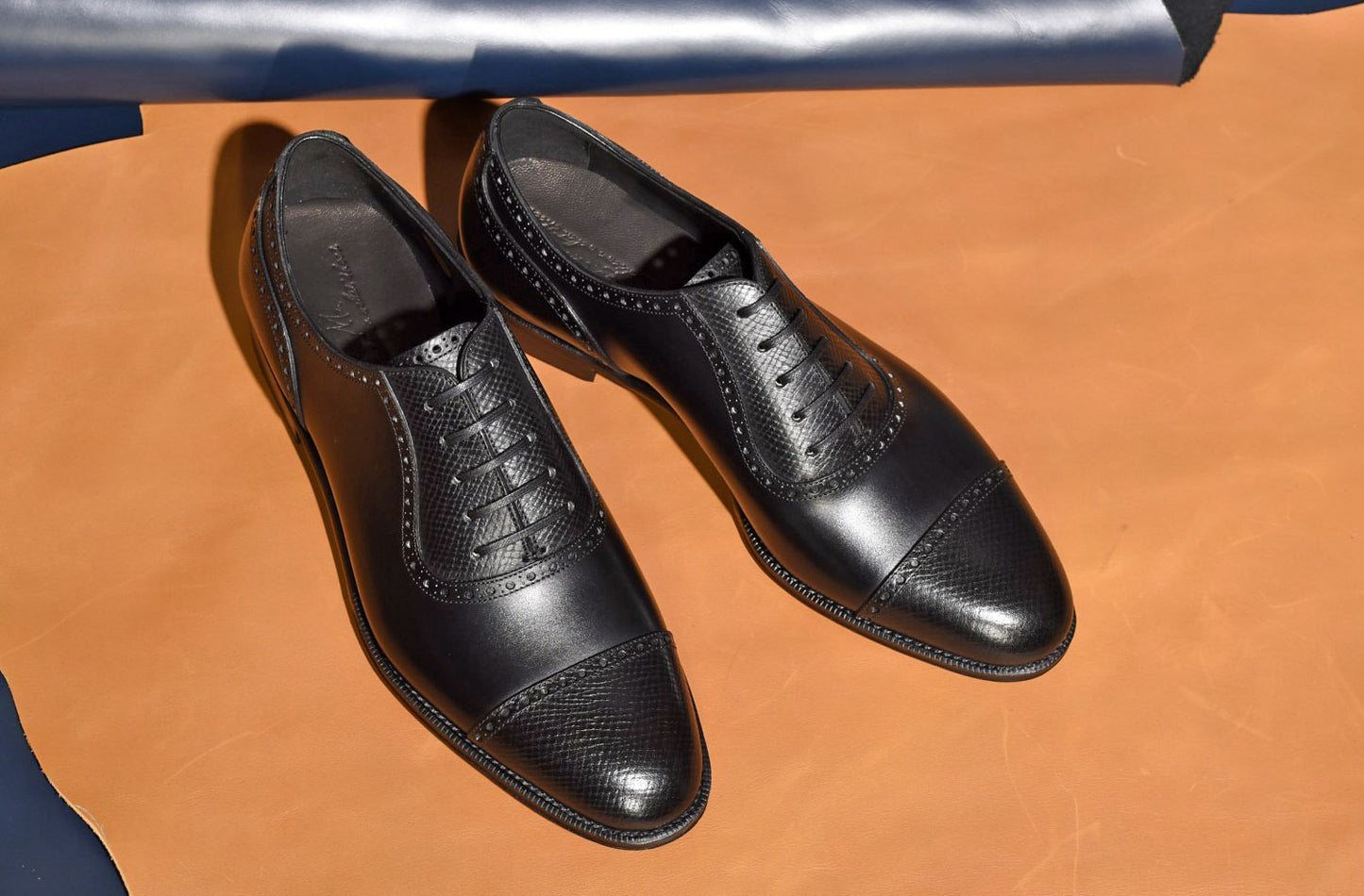 Felix ビジネスシューズ 革靴 RAYMAR コンビネーションアデレード ブラック ワインハイマー ＆ ホーウィンハッチグレイン ハンドソーンウェルト 九分仕立て　23.5cm‾29.0cm レイマー ボックスカーフ 内羽根  革底 レザーソール