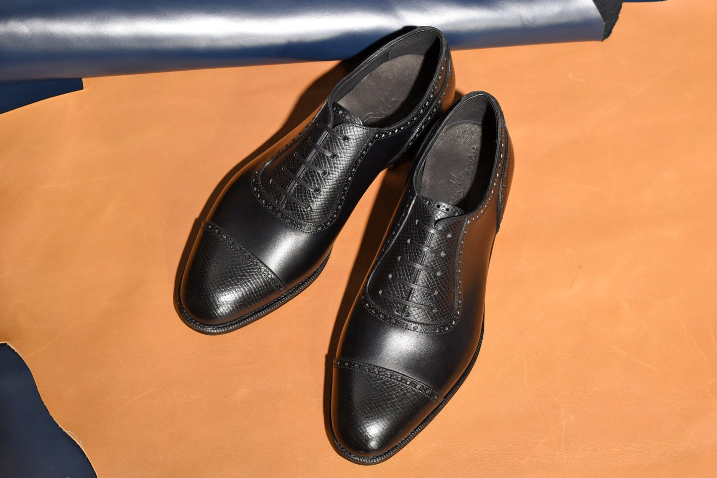 Felix ビジネスシューズ 革靴 RAYMAR コンビネーションアデレード ブラック ワインハイマー ＆ ホーウィンハッチグレイン ハンドソーンウェルト 九分仕立て　23.5cm‾29.0cm レイマー ボックスカーフ 内羽根  革底 レザーソール