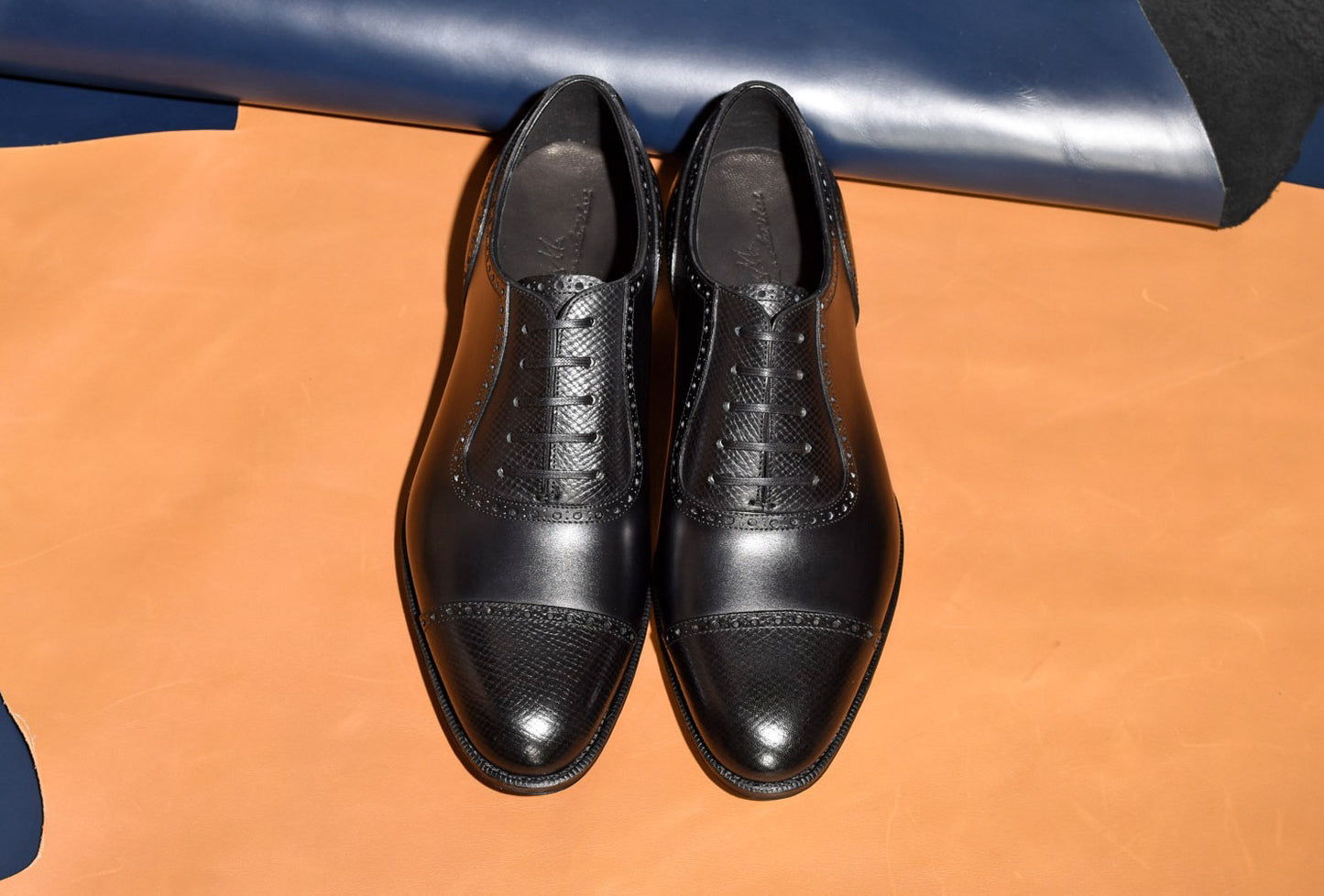 Felix ビジネスシューズ 革靴 RAYMAR コンビネーションアデレード ブラック ワインハイマー ＆ ホーウィンハッチグレイン ハンドソーンウェルト 九分仕立て　23.5cm‾29.0cm レイマー ボックスカーフ 内羽根  革底 レザーソール