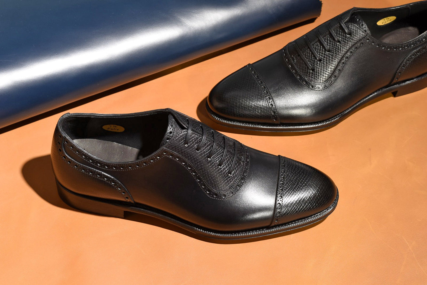 Felix ビジネスシューズ 革靴 RAYMAR コンビネーションアデレード ブラック ワインハイマー ＆ ホーウィンハッチグレイン ハンドソーンウェルト 九分仕立て　23.5cm‾29.0cm レイマー ボックスカーフ 内羽根  革底 レザーソール