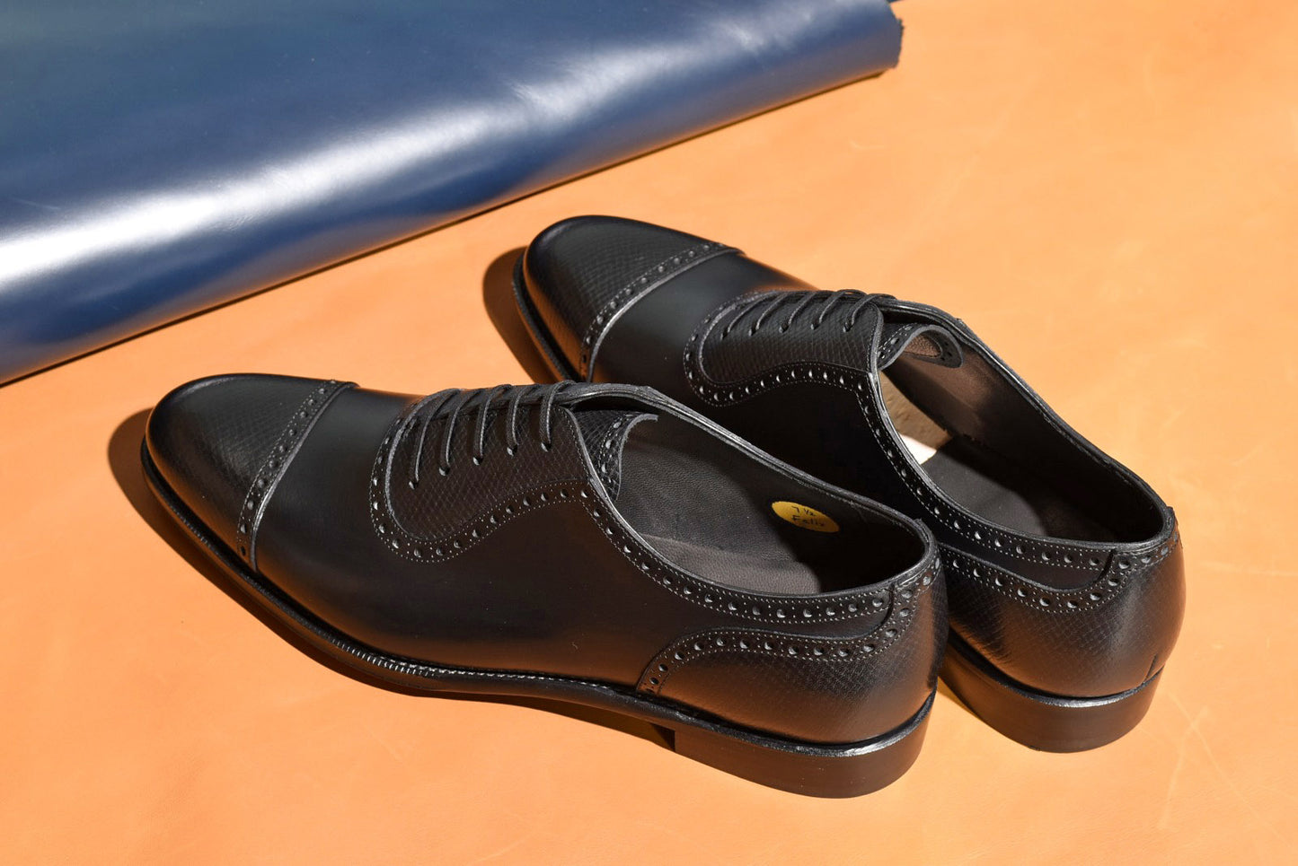 Felix ビジネスシューズ 革靴 RAYMAR コンビネーションアデレード ブラック ワインハイマー ＆ ホーウィンハッチグレイン ハンドソーンウェルト 九分仕立て　23.5cm‾29.0cm レイマー ボックスカーフ 内羽根  革底 レザーソール