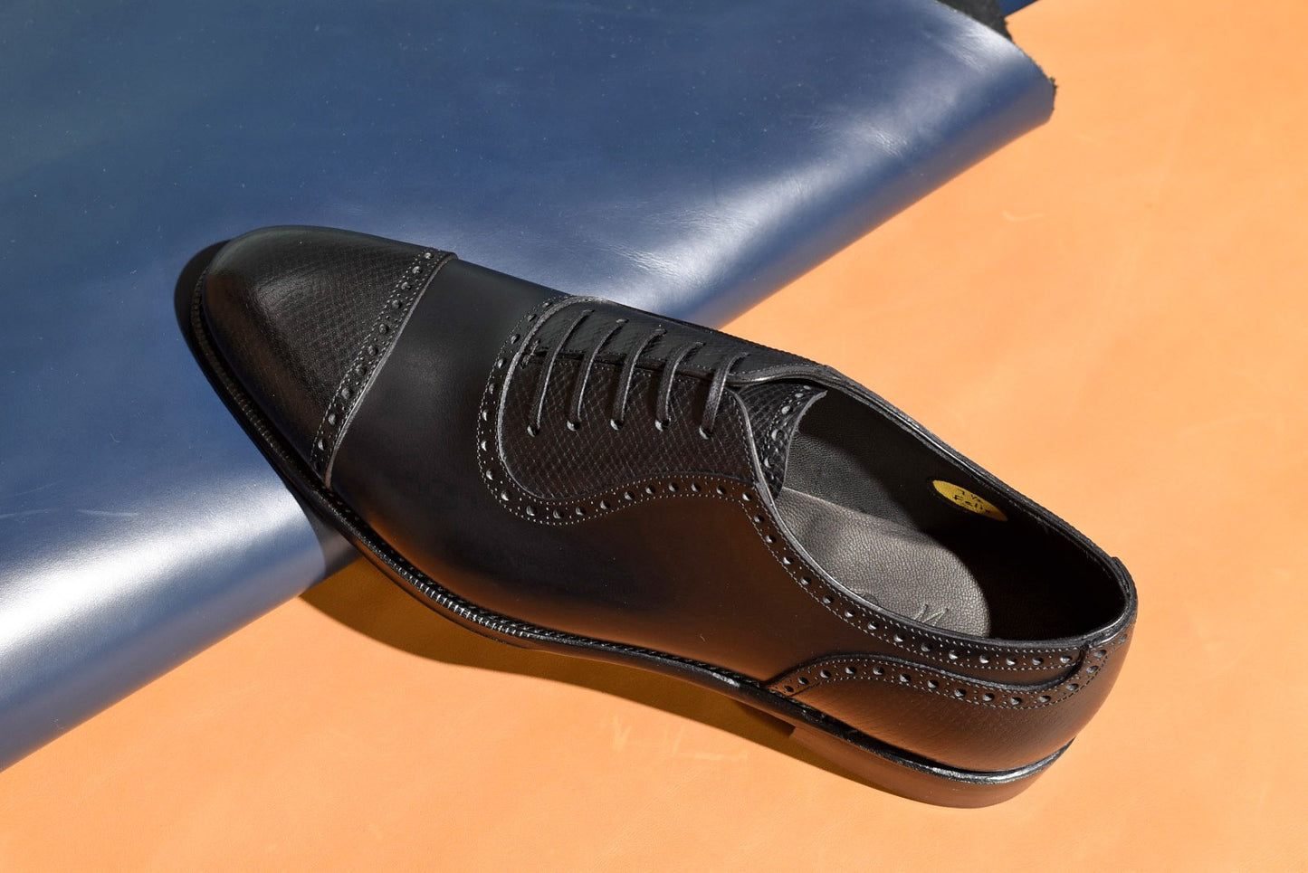 Felix ビジネスシューズ 革靴 RAYMAR コンビネーションアデレード ブラック ワインハイマー ＆ ホーウィンハッチグレイン ハンドソーンウェルト 九分仕立て　23.5cm‾29.0cm レイマー ボックスカーフ 内羽根  革底 レザーソール