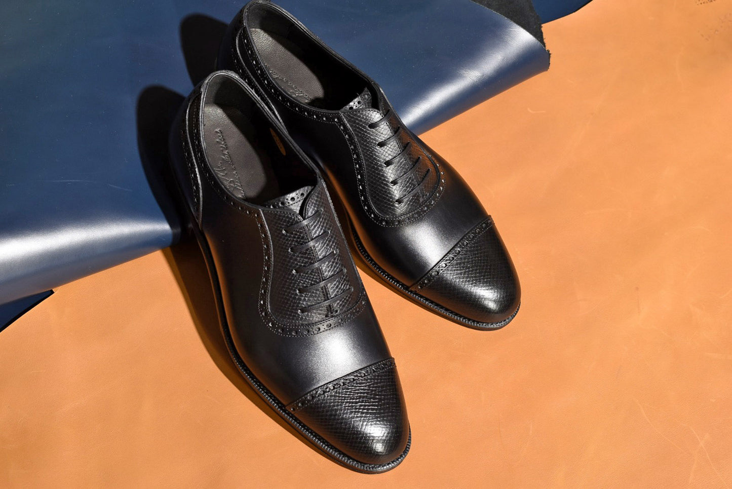 Felix ビジネスシューズ 革靴 RAYMAR コンビネーションアデレード ブラック ワインハイマー ＆ ホーウィンハッチグレイン ハンドソーンウェルト 九分仕立て　23.5cm‾29.0cm レイマー ボックスカーフ 内羽根  革底 レザーソール