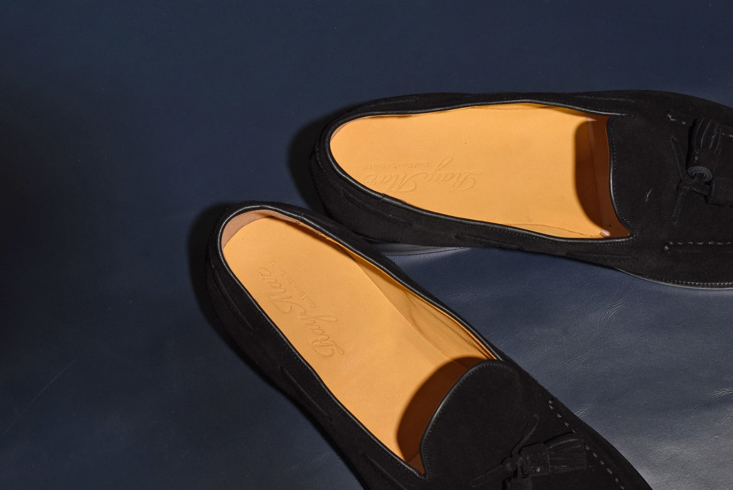 スエード タッセル ローファー ブラック Fran RAYMAR グッドイヤーウェルト ビジネスシューズ 革靴 23.5cm~27.0cm レイマー ローファー ビジカジ