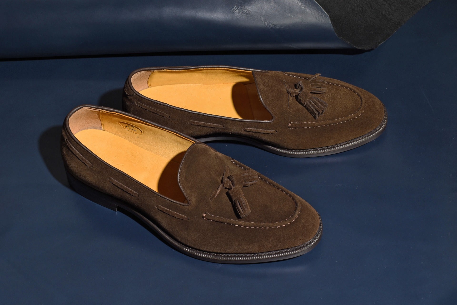 スエード タッセル ローファー ダークブラウン Fran RAYMAR