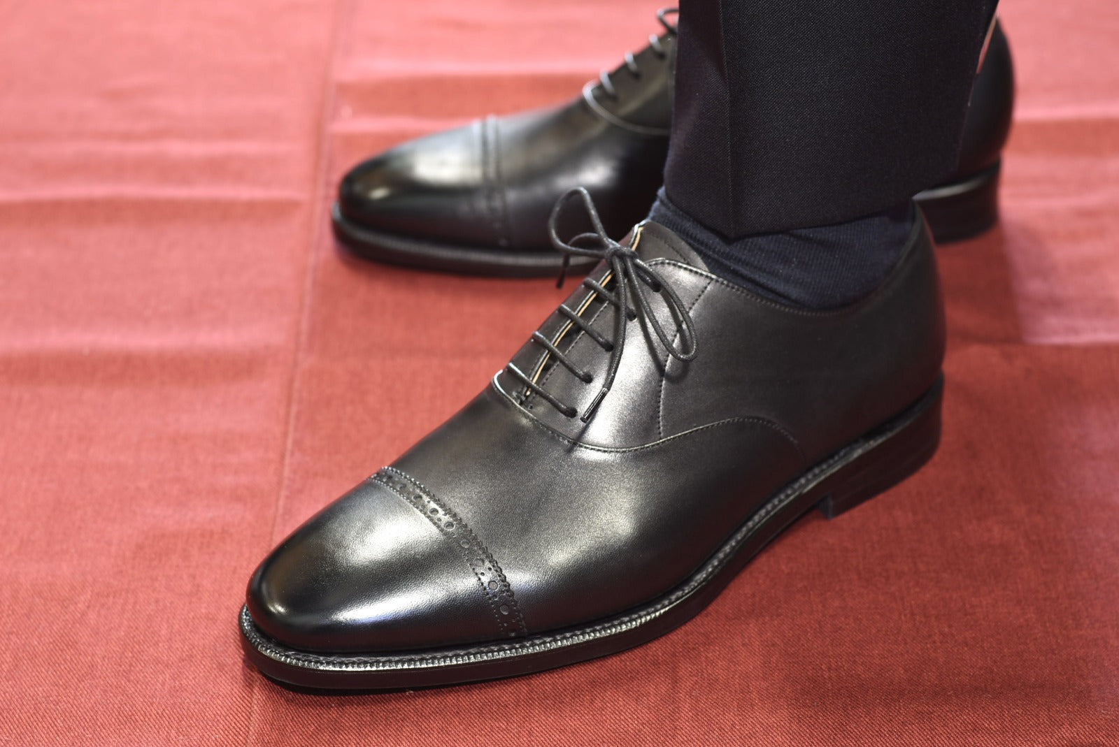 内羽根 パンチド キャップトゥ 5641Rll ブラック RAYMAR グッドイヤー