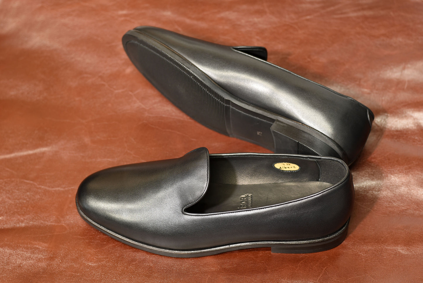 ビジネスシューズ 革靴 Le Misca by RAYMAR プレーン スリッポン ブラック 牛革 フル マッケイ製法 ゴートレザー ライニング 23.5cm‾27.5cm レミスカ レイマー スリップオン ラバーソール ゴム底 Albert