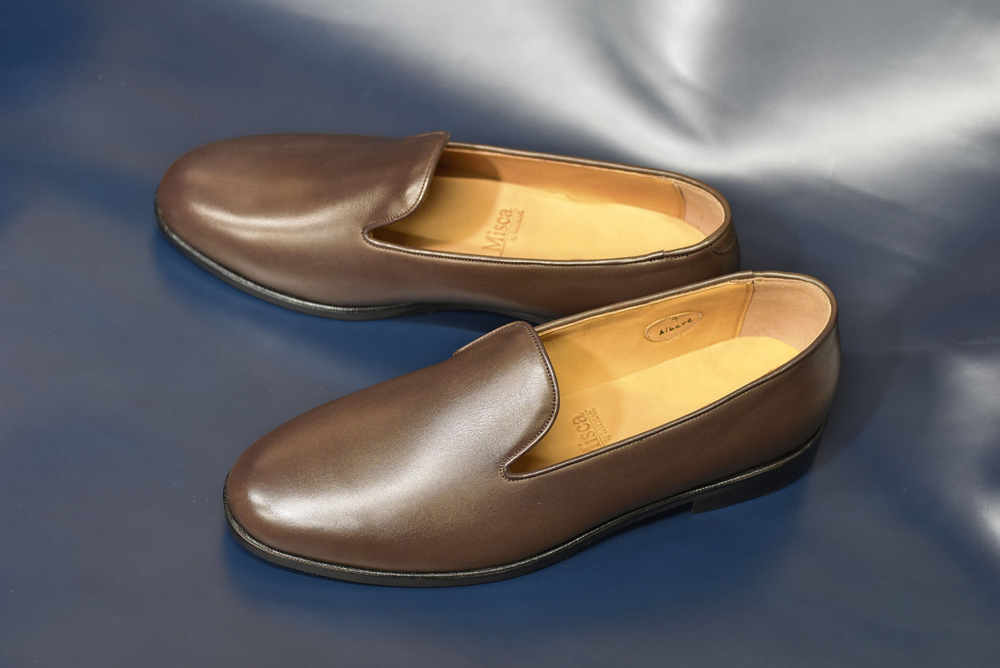 ビジネスシューズ 革靴 Le Misca by RAYMAR プレーン スリッポン ダークブラウン 牛革 フル マッケイ製法 ゴートレザーライニング 23.5cm‾27.5cm レミスカ レイマー スリップオン ラバーソール ゴム底 Albert